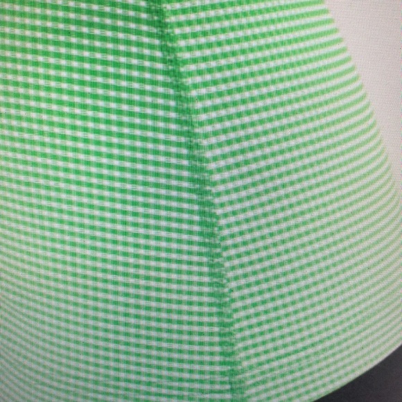 Lululemon frond (Kelly green) gingham tank - Picture 3 of 10